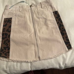 Mini skirt